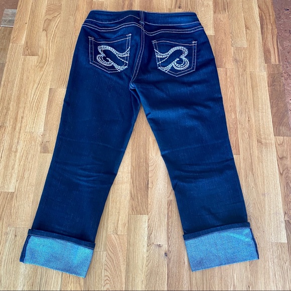 Bootlegger Capri Jeans - Picture 5 of 7